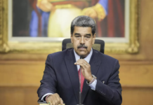 Не может заплатить адвокату: Мадуро требует прекратить судить его за наркотерроризм