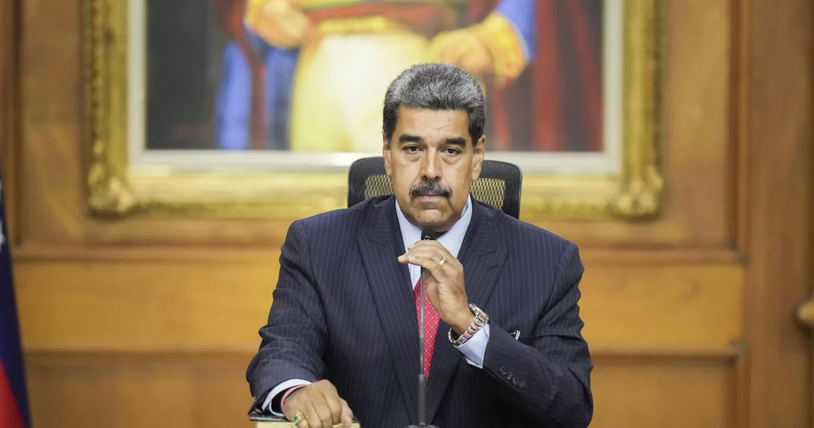 Не может заплатить адвокату: Мадуро требует прекратить судить его за наркотерроризм