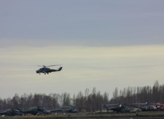 В Амурской области РФ внезапно исчез вертолет с правоохранителями на борту