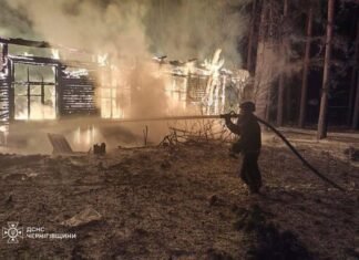 За добу по Чернігівщині — 38 обстрілів: є поранений, пошкоджені будинки та інфраструктура