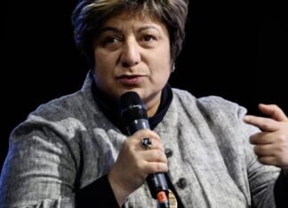 Украинцам нужно выставлять собственный «ментальный щит» против когнитивных вирусов, которыми хочет нас «заразить» Россия — эксперт