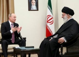 Боится «дворцового переворота»: смерть аятоллы Хаменеи усилила паранойю Путина, — Politico