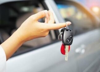 Відремонтувала арештовану автівку та продала сину за 5 тис грн: на Чернігівщині судитимуть депутатку