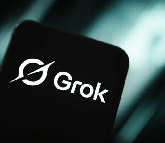 Підлітки подали до суду на компанію Маска через порнографічні зображення, створені Grok