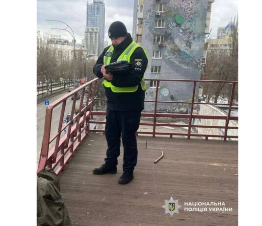 У Києві чоловік загинув після падіння з 23-го поверху, перед цим висловлював намір вчинити самогубство — поліція