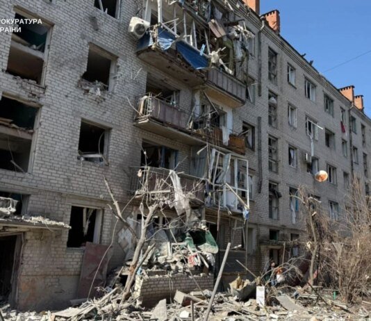 Кількість жертв удару КАБами по середмістю Слов'янська подвоїлася