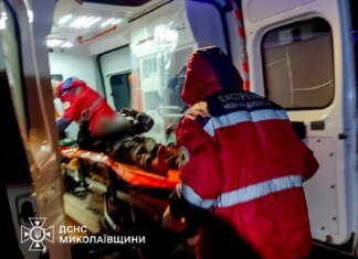 Вибух на Миколаївщині забрав життя двох дітей, матір вибуховою хвилею відкинуло з будинку на подвір'я