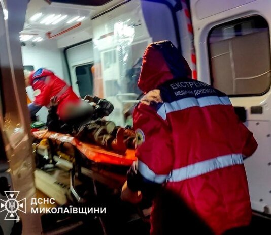 Вибух на Миколаївщині забрав життя двох дітей, матір вибуховою хвилею відкинуло з будинку на подвір'я