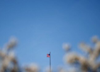 Politico: у Трампа прагнуть використати мирні переговори щодо війни рф проти України для протидії Китаю