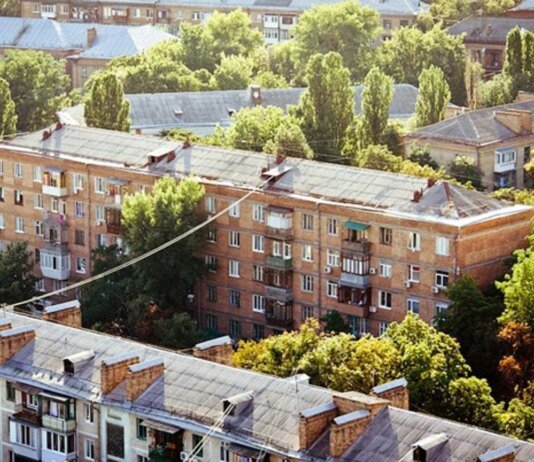Держава допоможе Києву підготувати житловий фонд до наступної зими — Свириденко