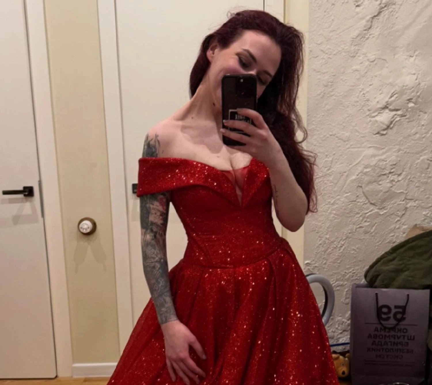 “Пташка” з Азовсталі перевтілилася і показала себе в пишній сукні після схуднення