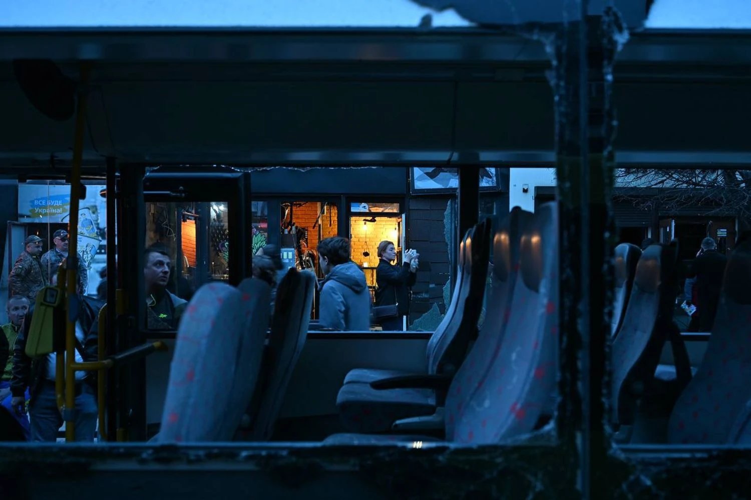 Масована атака рф на Львів: у лікарнях вже 26 постраждалих, збитки лише за пошкоджений транспорт сягають 650 тис. грн