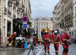 Пожежа на промотурі "Гра в хованки 2" у Le Bristol Paris — евакуйовано 400 людей