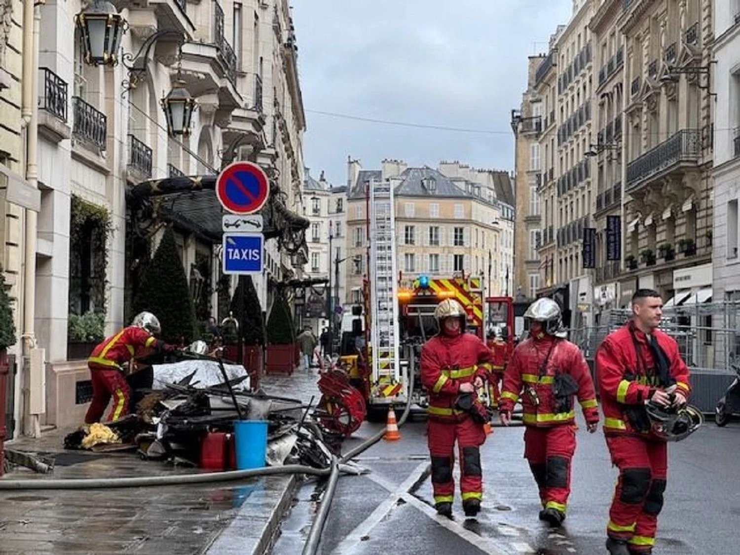Пожежа на промотурі "Гра в хованки 2" у Le Bristol Paris — евакуйовано 400 людей