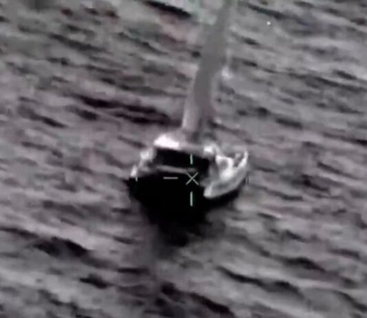 Два гуманітарні судна з Мексики дісталися Гавани після зникнення в морі