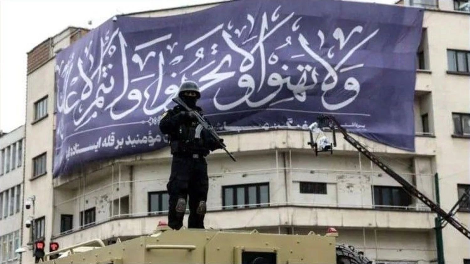 Іран мобілізує 12-річних дітей для патрулювання та роботи на КПП — ЗМІ