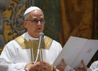 Бог відкидає молитви лідерів, які розв’язують війни — Папа Лев XIV