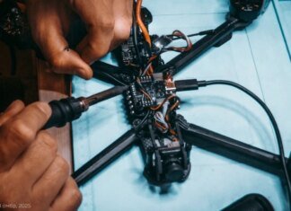 Війна з Іраном б’є не лише по нафті – під загрозою опинився ключовий елемент для виробництва дронів