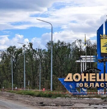 рф вдарила КАБами по центру Слов'янська, пошкоджено єдиний на Донеччині пологовий — МВА