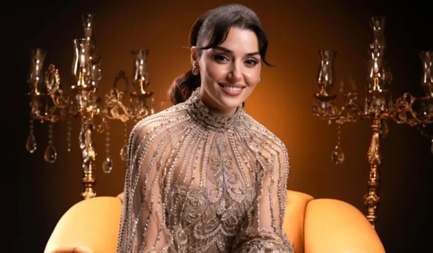 Турецьку акторку Ханде Ерчел відпустили після допиту у справі про наркотики