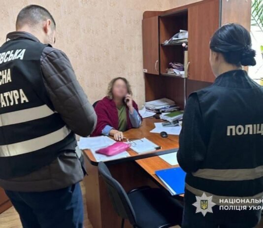 На Чернігівщині судитимуть чиновницю за розтрату майже 3 млн грн на ремонті доріг