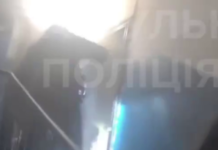 У Чернігові через свічку спалахнула фіранка: патрульні вивели жінку із задимленої квартири