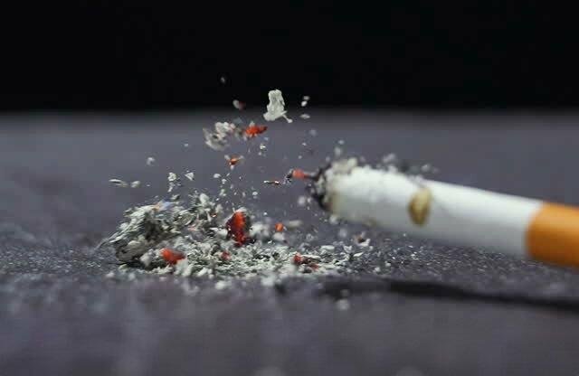 Необережне куріння у власному будинку: на Чернігівщині в пожежі загинула жінка