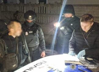 Продавав метадон, демидрол та соннат: у Прилуках затримали наркоторговця