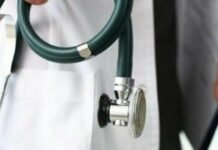 Неналежне лікування призвело до смерті 12-річної дитини: лікарці на Чернігівщині повідомили про підозру