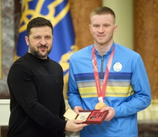 Парабіатлоніст з Чернігівщини Дмитро Суярко отримав орден «За заслуги» ІІІ ступеня