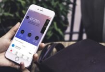 Омбудсмен начал проверку в отношении соучредителя monobank после скандала с флагом