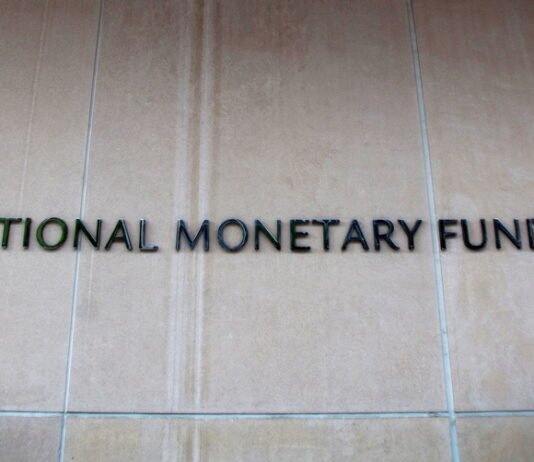 Украина получила первый транш по новой программе МВФ на $8,1 млрд