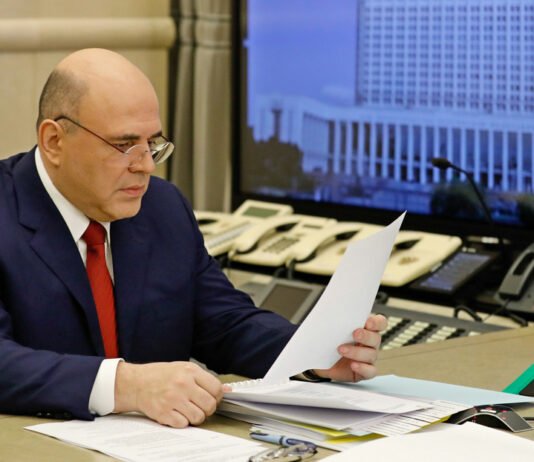 Reuters: повышение цен на нефть позволило России отложить изменения в бюджете