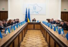 Студентам-бюджетникам в частных вузах с сентября начнут платить стипендии