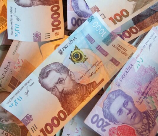 В феврале госбюджет получил на 7% больше налогов, чем ожидалось