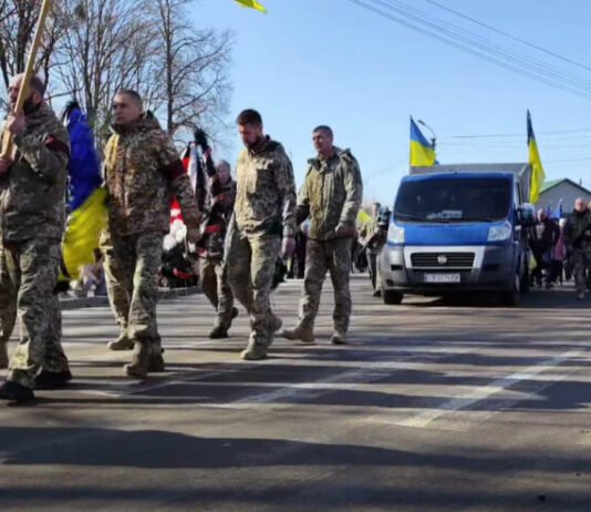 На Чернігівщині попрощалися із захисником, який майже два роки вважався зниклим безвісти