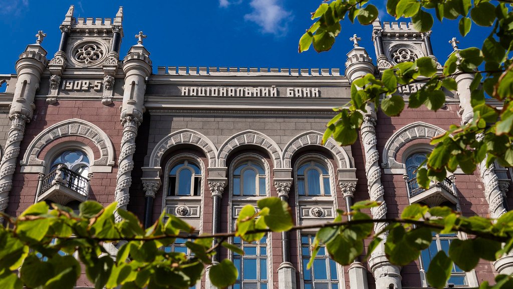 Курс гривни к доллару на 5 марта обновил рекорд