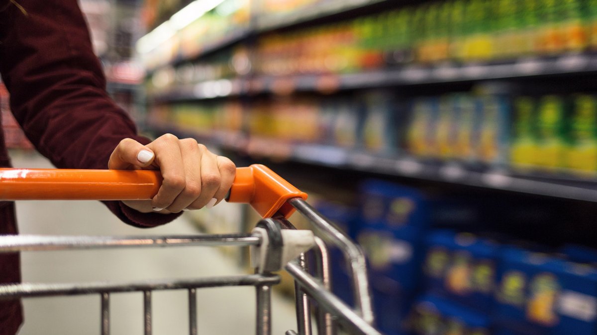 В Украине после восьми месяцев падения снова выросла инфляция