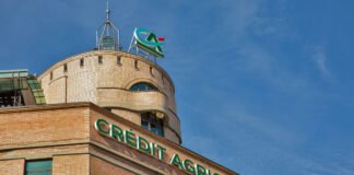 Ставка на запад и агросектор. Зачем Credit Agricole покупает Банк Львов
