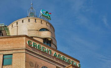 Ставка на запад и агросектор. Зачем Credit Agricole покупает Банк Львов