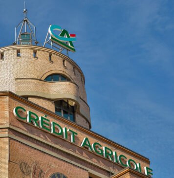 Ставка на запад и агросектор. Зачем Credit Agricole покупает Банк Львов