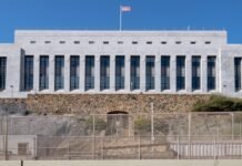 Монетный двор США временно убрал оливковую ветвь с монеты номиналом 10 центов – фото