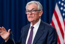 Пауэлл намекнул на готовность остаться в ФРС: это помешает планам Трампа