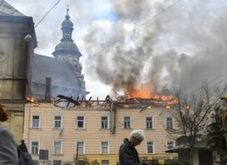 Бизнесы во Львове, которые пострадали из-за атаки РФ, смогут получить до 500 000 грн от города