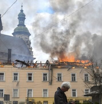 Бизнесы во Львове, которые пострадали из-за атаки РФ, смогут получить до 500 000 грн от города