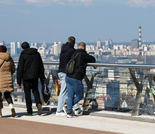 Dragon Capital обновил прогнозы для Украины: базовый сценарий – продолжение войны