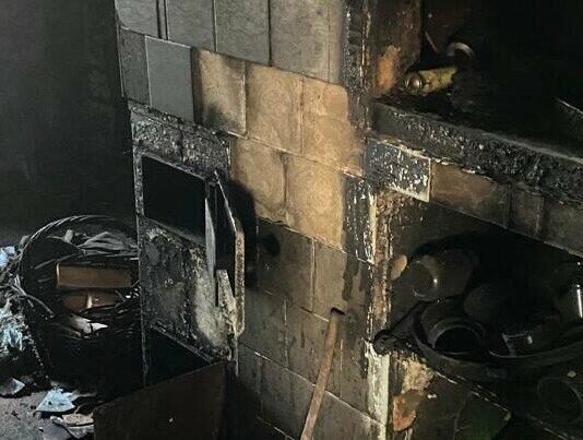 Намагався розтопити піч бензином: на Чернігівщині чоловік потрапив до лікарні з опіками обличчя