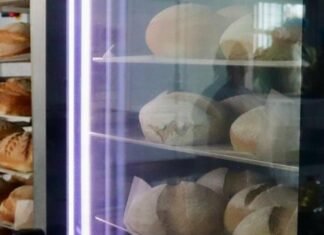 До 500 паляниць за зміну: у Гончарівській громаді відкрили соціальну пекарню