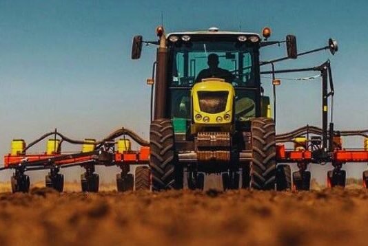 Складна зима і дороге пальне: з якими викликами стартувала посівна в Україні