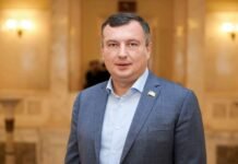 Сотні тисяч доларів і євро готівкою, мільйони у позичках: що задекларував нардеп із Чернігівщини Олег Семінський